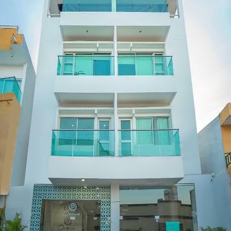 Onoma Hotel Lorica Exterior foto