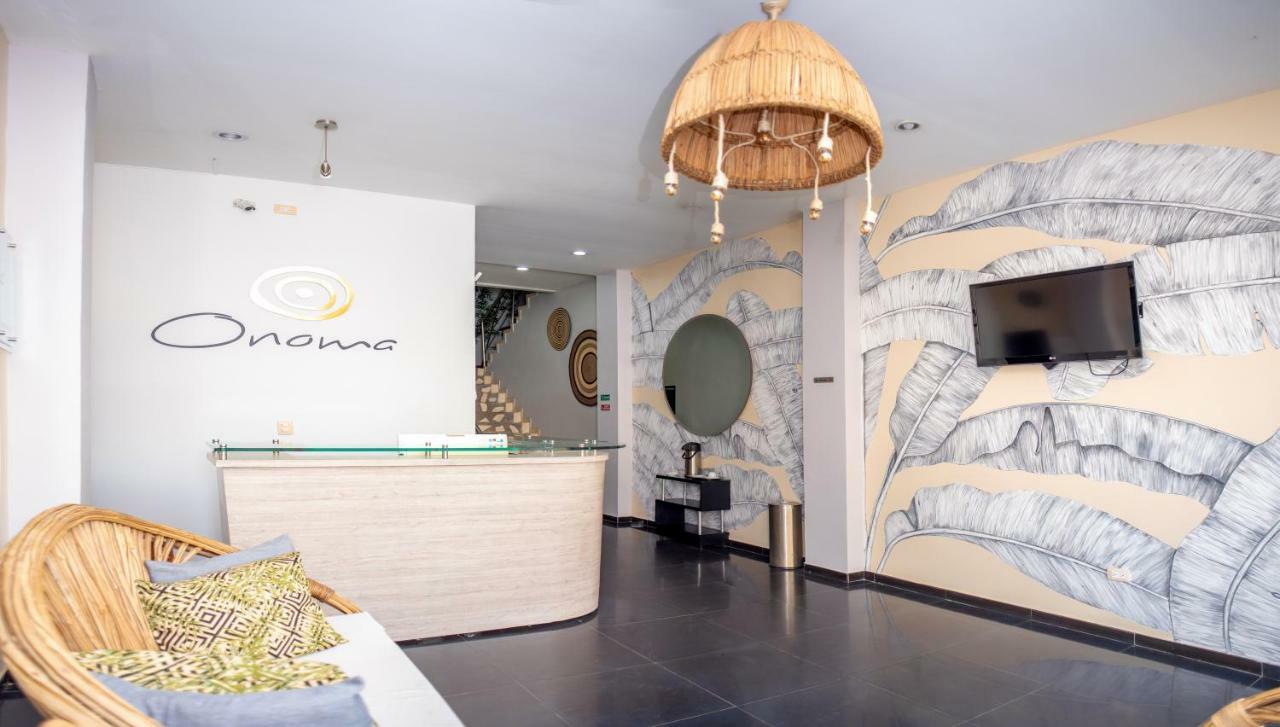Onoma Hotel Lorica Exterior foto